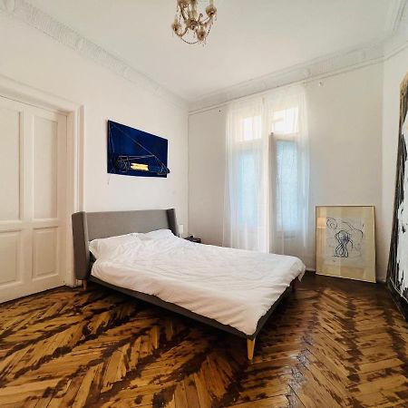 Sada Art Gallery Apartment Bükreş Dış mekan fotoğraf